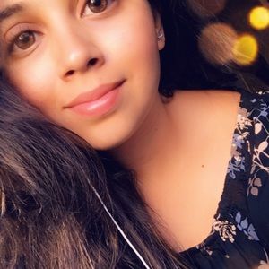 Meet your Posher, Jasmin